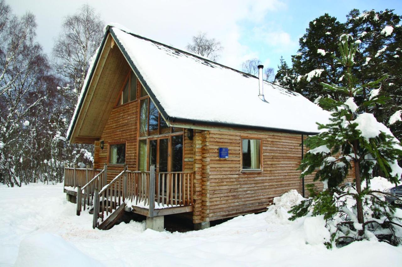 Macdonald Woodland Lodges At Macdonald Aviemore Resort Exteriör bild
