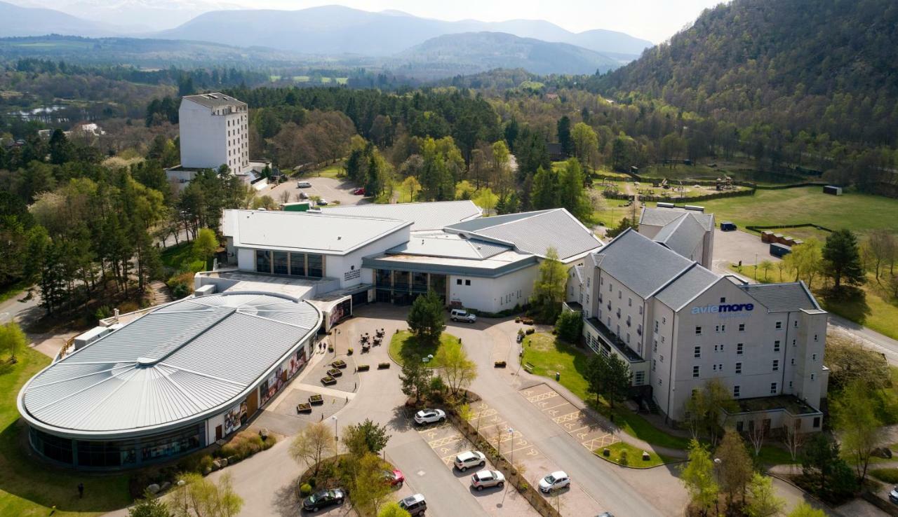 Macdonald Woodland Lodges At Macdonald Aviemore Resort Exteriör bild